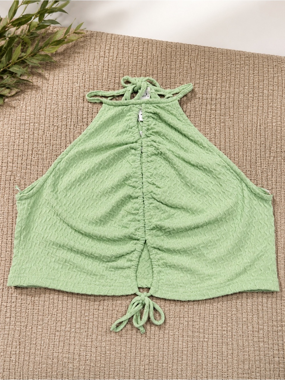 Elodie NWT Textured Halter Crop Top  Size [XL] - Picture 3 of 6